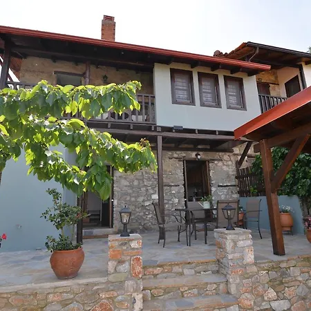 To Patriko Mas Guesthouse-1 Apartment Palaios Panteleimonas