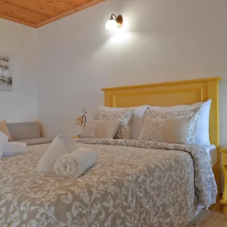 To Patriko Mas Guesthouse-1