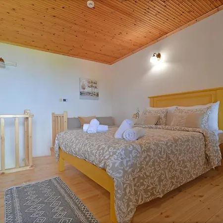 To Patriko Mas Guesthouse-1
